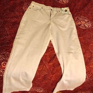 Lee relaxed fit straight leg sz 16 Medium jeans